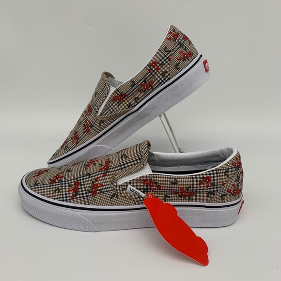 Vans Shoes - Classic Slip-On